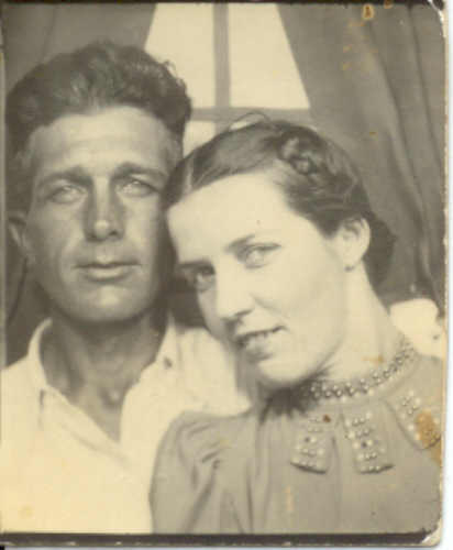 Vintage black and white photograph representing memories of love