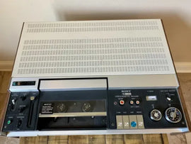 Sony Umatic VO-1600: The First Video Cassette Recorder