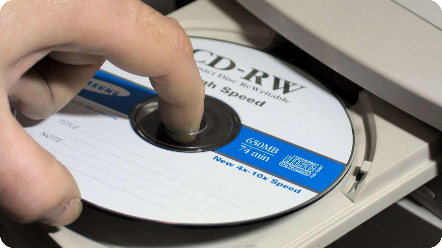 CD-RW vs CDR: Which Discs Last Longer? – Heirloom