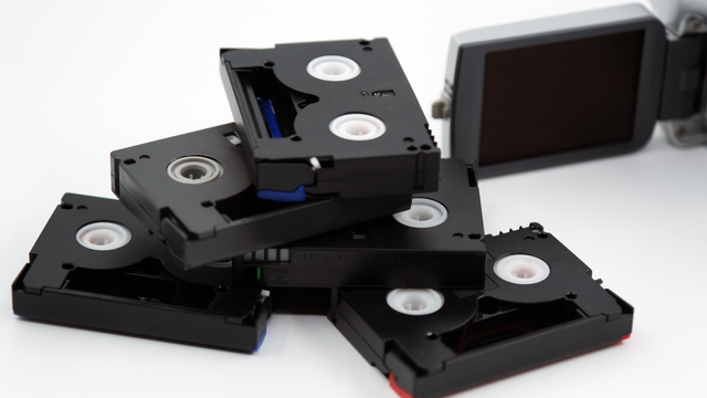 Camcorder and MiniDV tapes needing digital conversion
