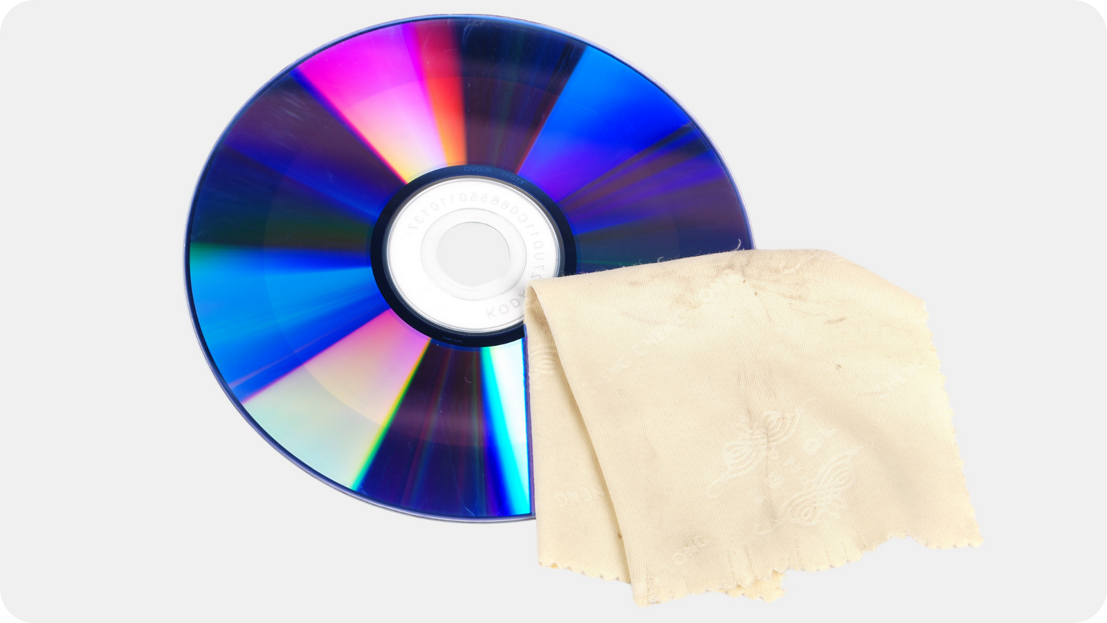 How to Clean CDs and DVDs Without Damaging Them – Heirloom