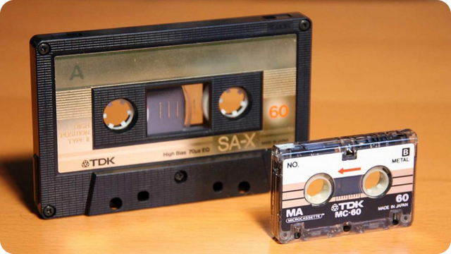 Microcassette